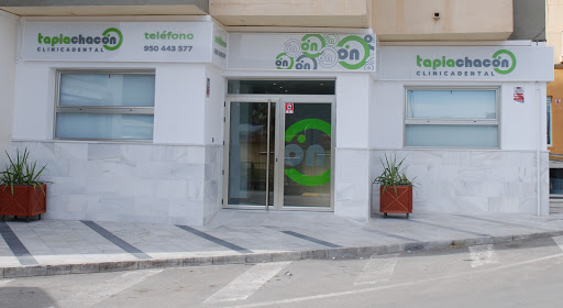 CLÍNICA DENTAL TAPIA CHACÓN en Olula del Río, Almería
