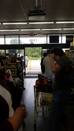 Discount Store «Dollar General», reviews and photos, 2100 Brodhead Rd, Aliquippa, PA 15001, USA