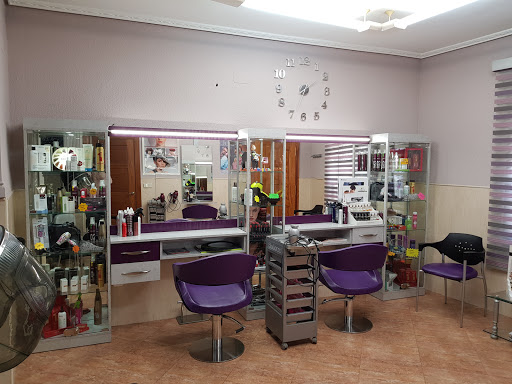 Peluquería MARUJA en Canena, Jaén