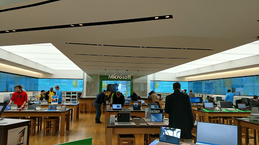 Computer Store «Microsoft Store», reviews and photos, 160 N Gulph Rd, King of Prussia, PA 19406, USA