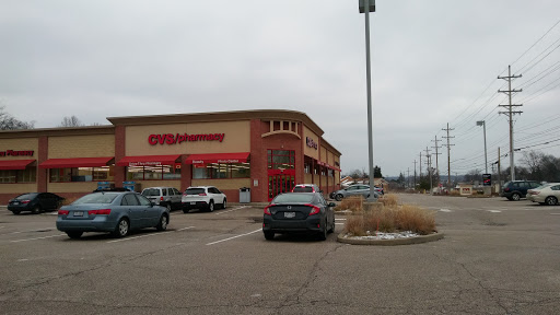CVS, 641 Graham Rd, Cuyahoga Falls, OH 44221, USA, 