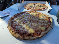 Plats et boissons du Pizzas à emporter Vin's Pizza à Villeneuve-Loubet - n°4