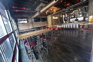 Baxter's 942 Bar & Grill image