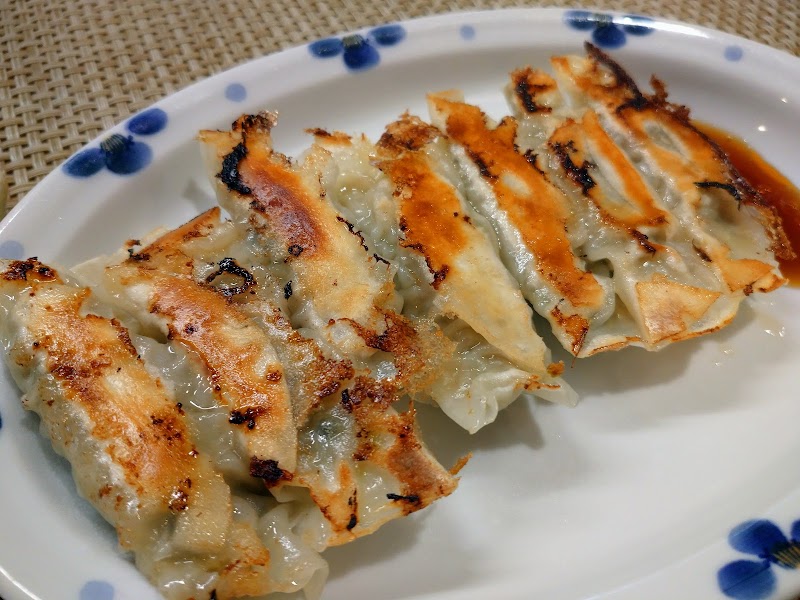 手包み餃子と中華キッチンひげ