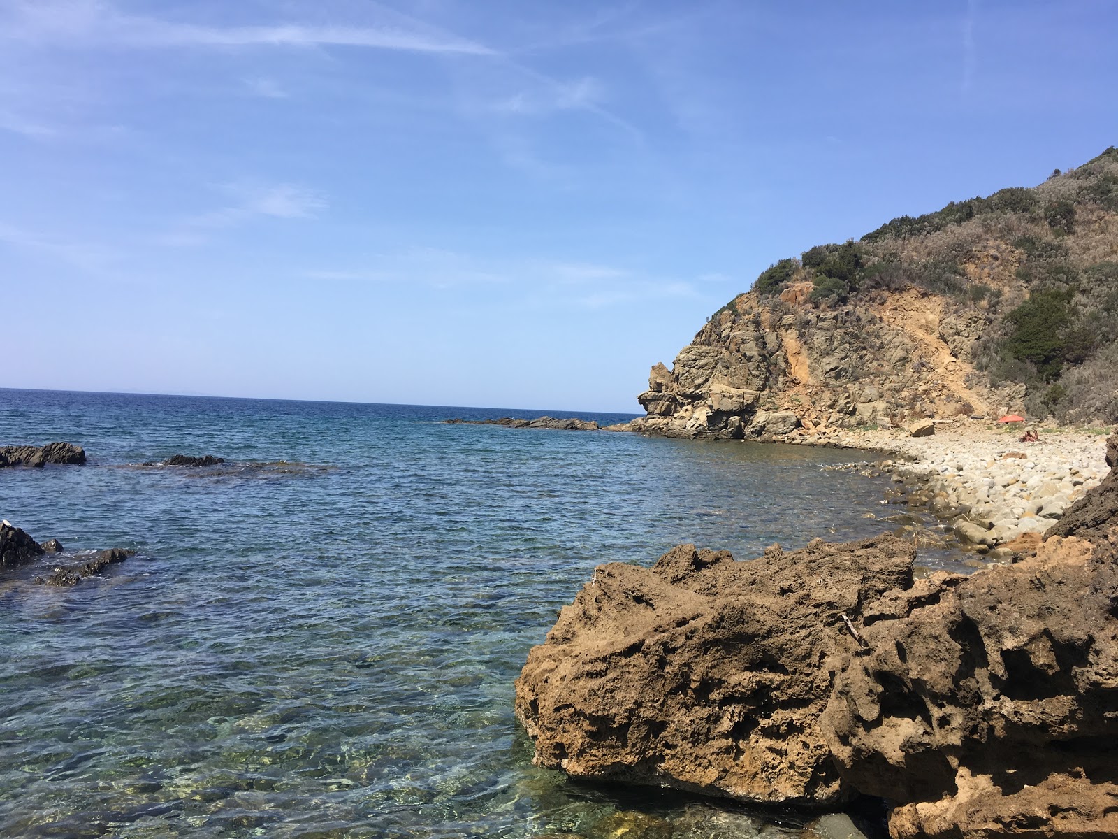 Photo de Spiaggia Cava avec un niveau de propreté de assez propre