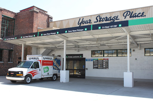 Truck Rental Agency «U-Haul Moving & Storage of Bridgeport», reviews and photos, 526 Pine St, Bridgeport, CT 06605, USA
