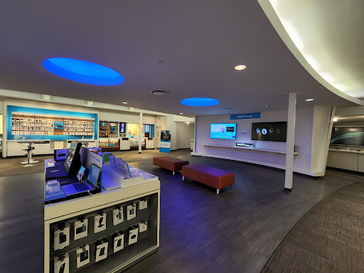 Cell Phone Store «AT&T», reviews and photos, 7900 North Point Pkwy, Alpharetta, GA 30022, USA