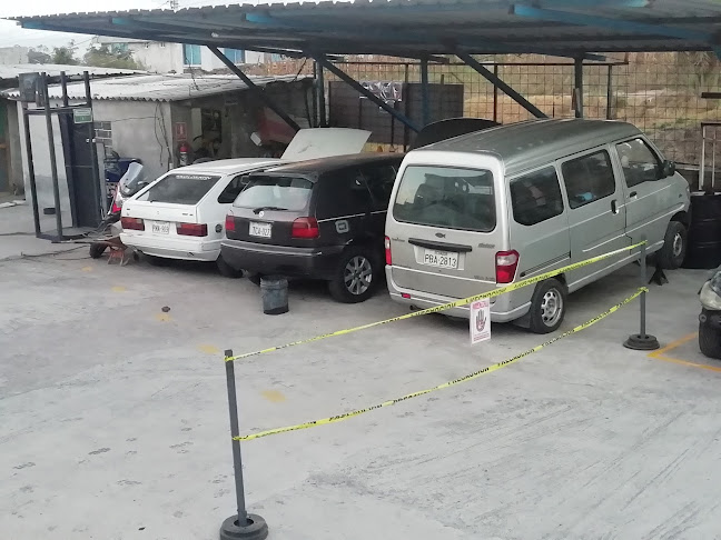 Opiniones de Mecánica Automotriz "AlbaMotor's" en Quito - Taller de reparación de automóviles