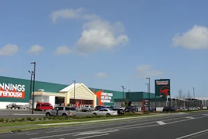 Bunnings Warehouse Takanini image