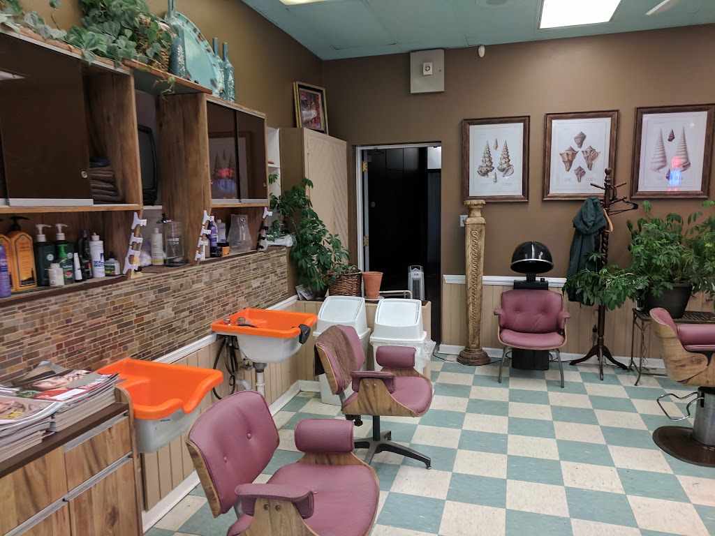 Clip Joint Hair Studio 35203