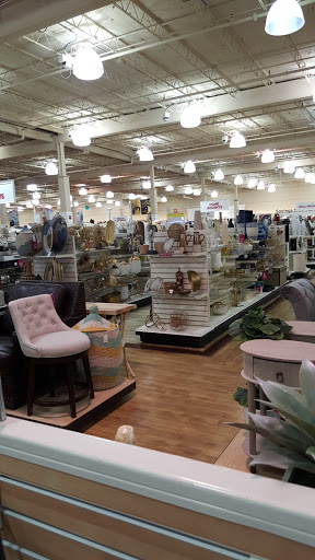 Department Store «HomeGoods», reviews and photos, 1644 Merrick Rd, Merrick, NY 11566, USA