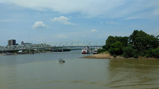 Park «George Rogers Clark Park», reviews and photos, 219 Riverside Dr, Covington, KY 41011, USA