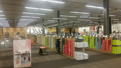 Shoe Store «DSW Designer Shoe Warehouse», reviews and photos, 1065 Woodland Rd, Reading, PA 19610, USA