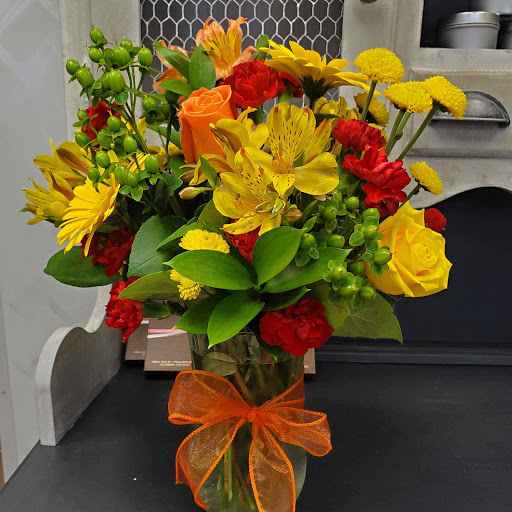Florist «Up-Towne Flowers & Gift Shoppe», reviews and photos, 2145 W Dublin Granville Rd, Worthington, OH 43085, USA