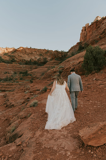 Bridal Shop «The Bridal Emporium», reviews and photos, 40 S Market St, Elizabethtown, PA 17022, USA