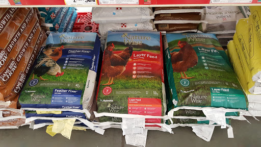 Home Improvement Store «Tractor Supply Co.», reviews and photos, 2000 N 1st St, Dixon, CA 95620, USA