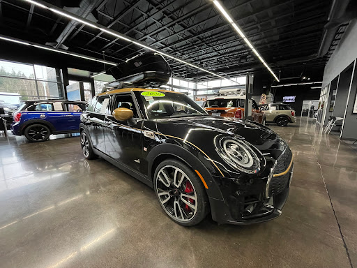 Used Car Dealer «MINI of Portland», reviews and photos, 9134 SW Canyon Rd, Portland, OR 97225, USA