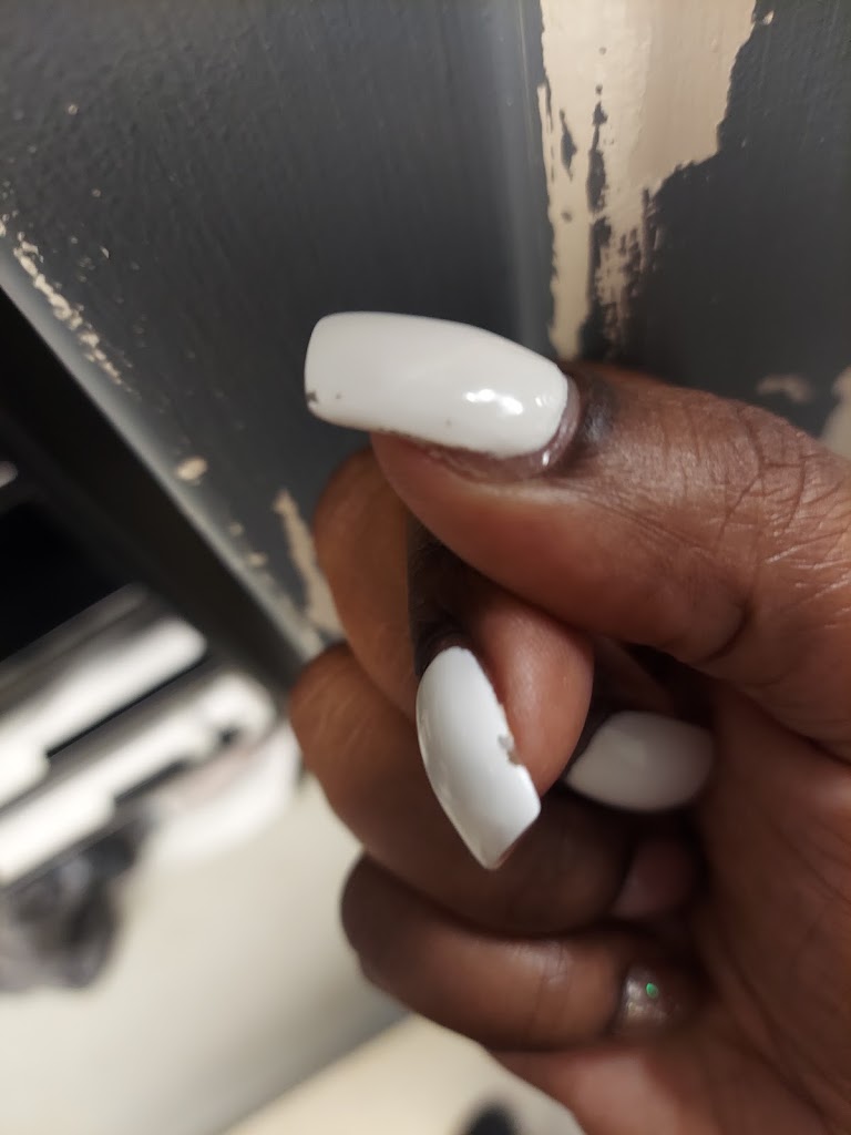 Luxury Nails 30635