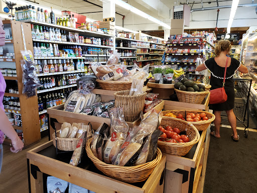 Grocery Store «Roche Harbor Grocery Store», reviews and photos, 248 Reuben Memorial Dr, Friday Harbor, WA 98250, USA