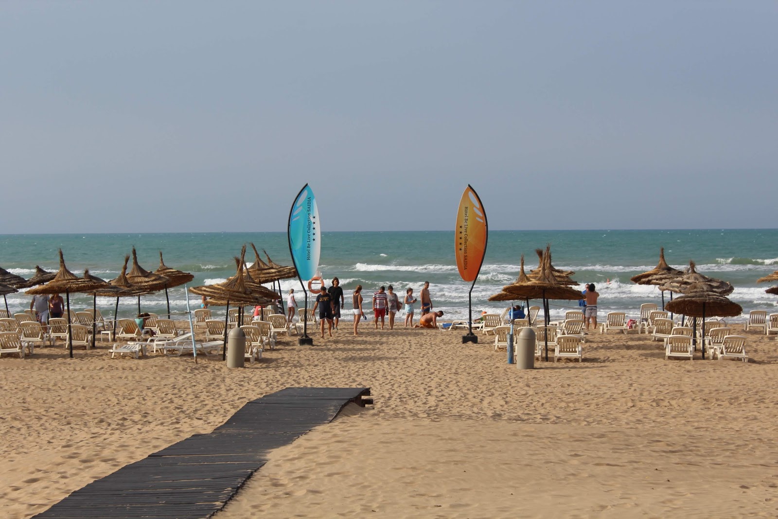 Foto von Plage de Saidia mit beiger sand Oberfläche