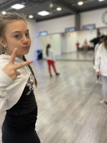 Allstars Dance Studio - Tánciskola