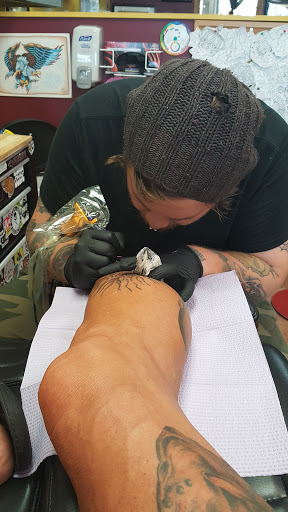 Tattoo Shop «Rose City Tattoo», reviews and photos, 1145 N Bechtle Ave, Springfield, OH 45504, USA