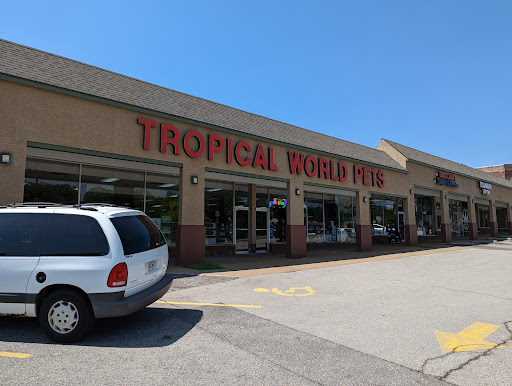 Pet Supply Store «Tropical World Pets», reviews and photos, 8444 Watson Rd, Webster Groves, MO 63119, USA