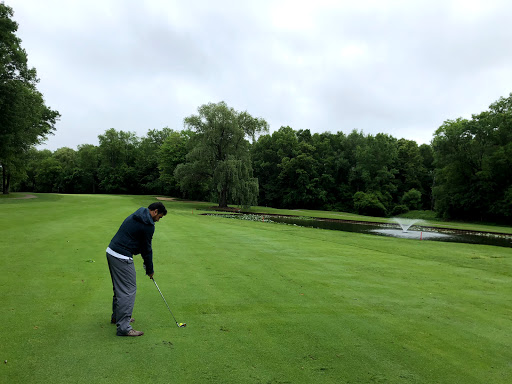 Golf Course «Springfield Oaks Golf Course», reviews and photos, 12450 Andersonville Rd, Davisburg, MI 48350, USA