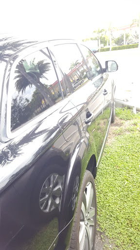 Volvo Dealer «Volvo Cars North Miami», reviews and photos, 19275 NW 2nd Ave, Miami, FL 33169, USA