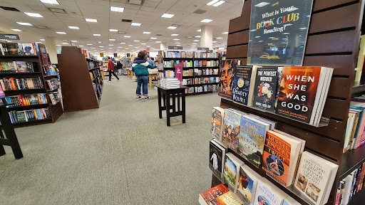 Book Store «Barnes & Noble bookstore», reviews and photos, 4005 N 10th St, McAllen, TX 78504, USA