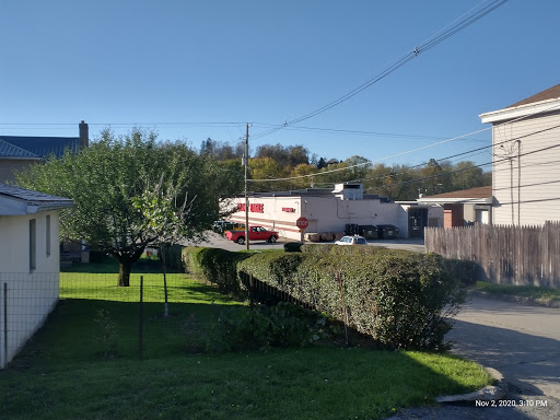 Supermarket «Giant Eagle Supermarket», reviews and photos, 105 Robertson St, West Newton, PA 15089, USA