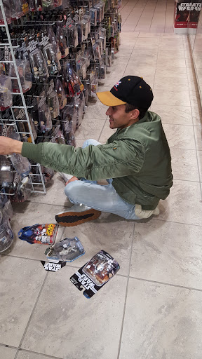 Toy Store «The Toy Vault at Emerald Square Mall», reviews and photos, 999 S Washington St, North Attleborough, MA 02760, USA