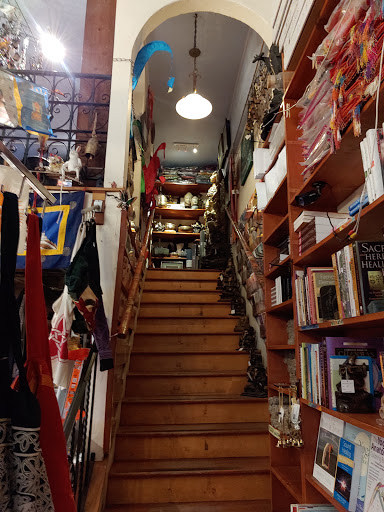 Book Store «Thunderbolt Spiritual Books», reviews and photos, 512 Santa Monica Blvd, Santa Monica, CA 90401, USA