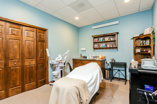 Beauty Salon «Studio B Salon & Spa», reviews and photos, 13710 Pennsylvania Ave, Hagerstown, MD 21742, USA