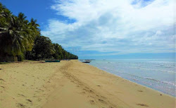 Foto von Salimbanog Beach und die siedlung