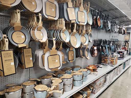 Home Goods Store «At Home», reviews and photos, 1072 W Mercury Blvd, Hampton, VA 23666, USA