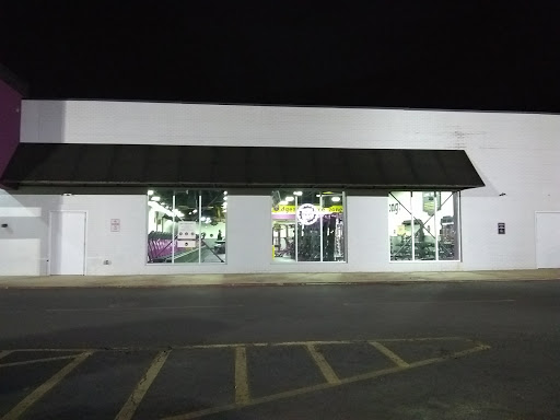Gym «Planet Fitness», reviews and photos, 150 W Oak St, Conway, AR 72032, USA