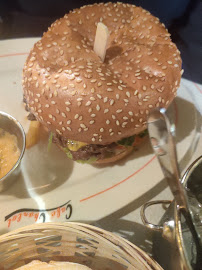 Hamburger du Restaurant français LE CHARLOT - PARIS - n°4