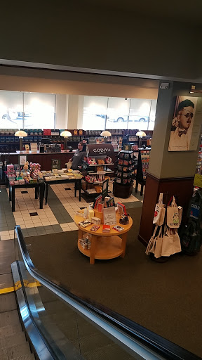 Book Store «Barnes & Noble Oxford Valley», reviews and photos, 210 Commerce Blvd, Fairless Hills, PA 19030, USA