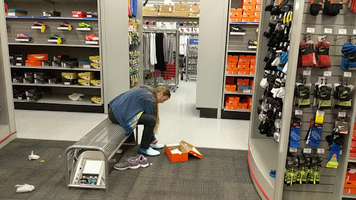 Sporting Goods Store «Academy Sports + Outdoors», reviews and photos, 621 Centerview Blvd, Kissimmee, FL 34741, USA