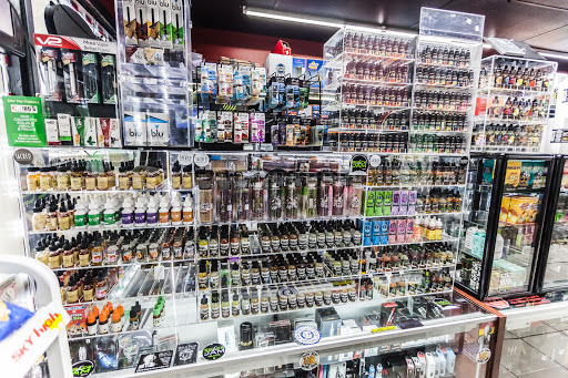 Vaporizer Store «Happy Rock Smoke Shop», reviews and photos, 334 NE 72nd St, Kansas City, MO 64118, USA