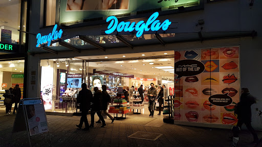 Nail product shops in Nuremberg