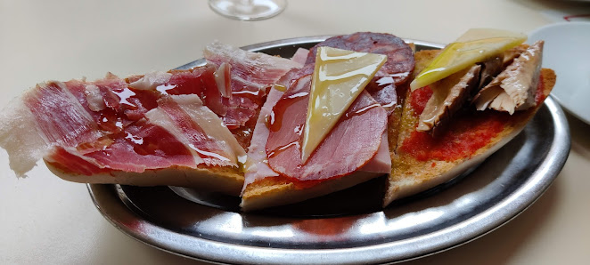 Cafetería Ylugo C. Fuente de la Plata, 2, 23006 Jaén, España