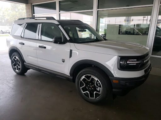 Used Car Dealer «Steve Link Ford Lincoln Inc.», reviews and photos, 916 West St, Grinnell, IA 50112, USA