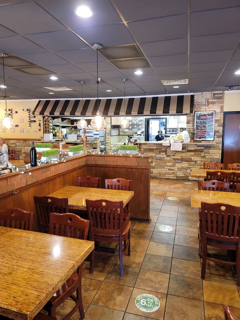 Pinos Italiano & Grill 23936