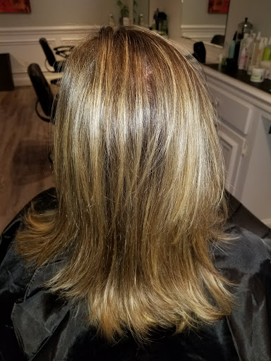 Beauty Salon «Salon Seventy Seven», reviews and photos, 77 E Main St, Westborough, MA 01581, USA