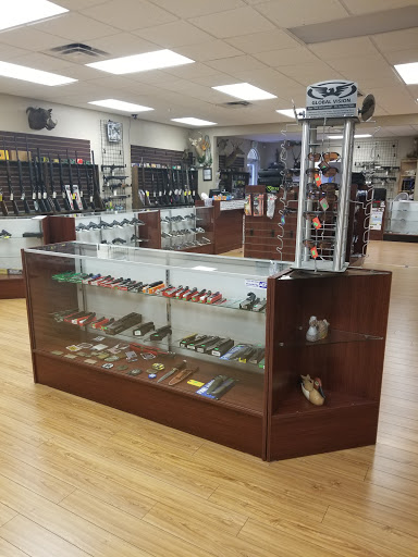 Gun Shop «AAA Gun & Ammo, Inc.», reviews and photos, 1105 Goldfinch Dr, Plant City, FL 33563, USA