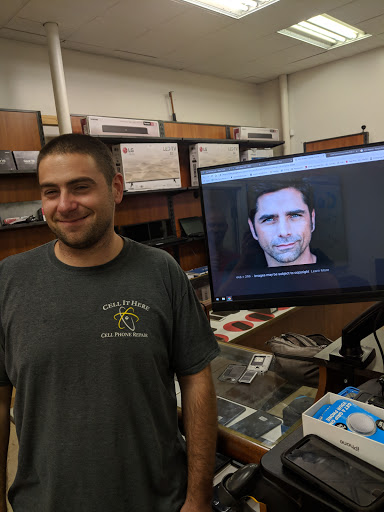 Cell Phone Store «CELL IT HERE», reviews and photos, 310 Main St, Bridgeport, OH 43912, USA