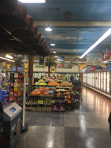 Supermarket «Vallarta Supermarkets», reviews and photos, 19725 Vanowen St, Winnetka, CA 91306, USA
