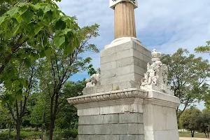 Obelisco de la Castellana image